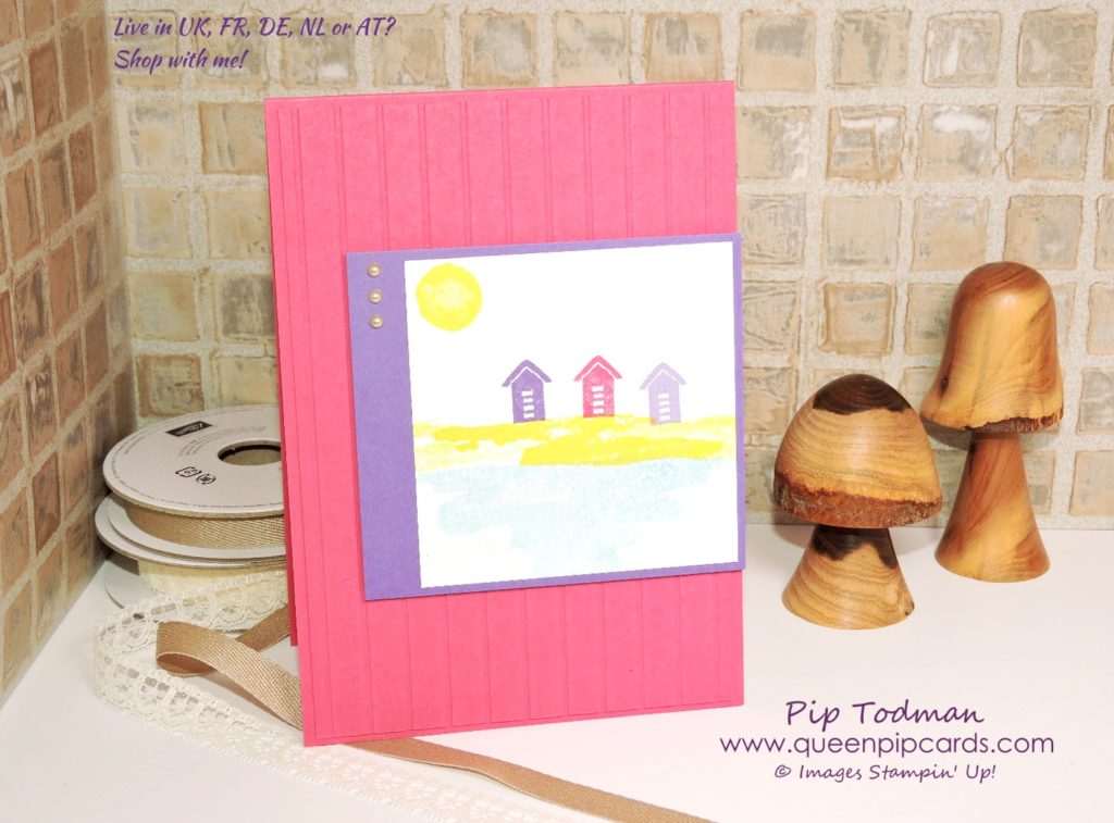 Jazzy Waterfront Beach Huts!! Love the simplicity of this card. It's fun and funky, but so easy to create in any colours you want! All Stampin' Up! products available from my online store here: http://bit.ly/QPCShop Pip Todman Crafty Coach & Stampin' Up! Top UK Demonstrator Queen Pip Cards www.queenpipcards.com Facebook: fb.me/QueenPipCards #queenpipcards #simplystylish #inspiringyourcreativity #stampinup #papercraft